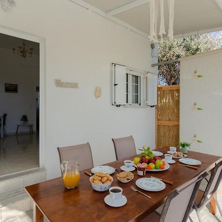 Hari'S House Villa Archangelos  Eksteriør bilde